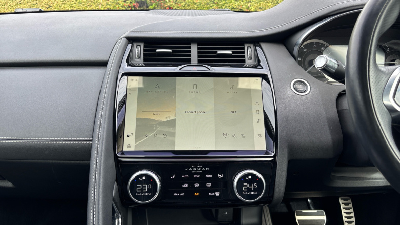 Jaguar E-Pace 2.0 D200 R-Dynamic SE 5dr Auto Diesel Estate